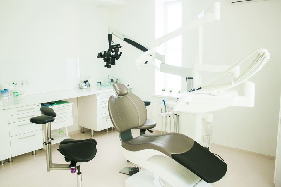 Implant dentaire Clinique Moldavie 2