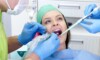 Les techniques et préparation d'une opération dentaire